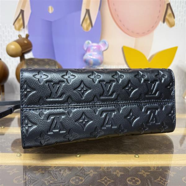 2026124135211885 270